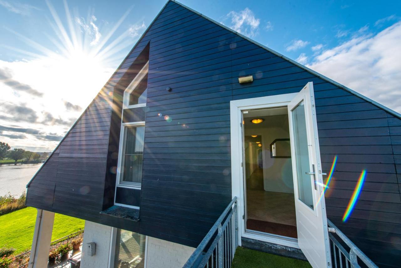 Vakantie Aan De Maas Broekhuizen  Bagian luar foto